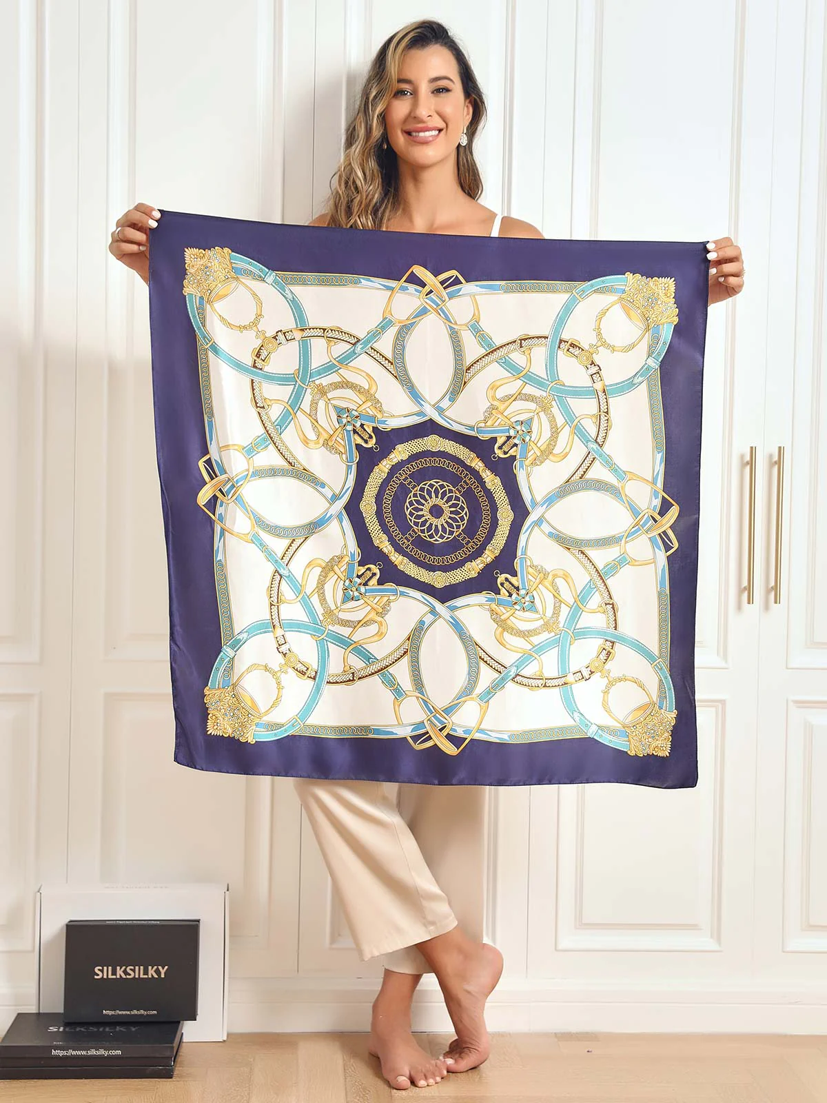 Foulard Châle Carré 100% Soie de Mûrier Imprimé 88*88cm - Image 9