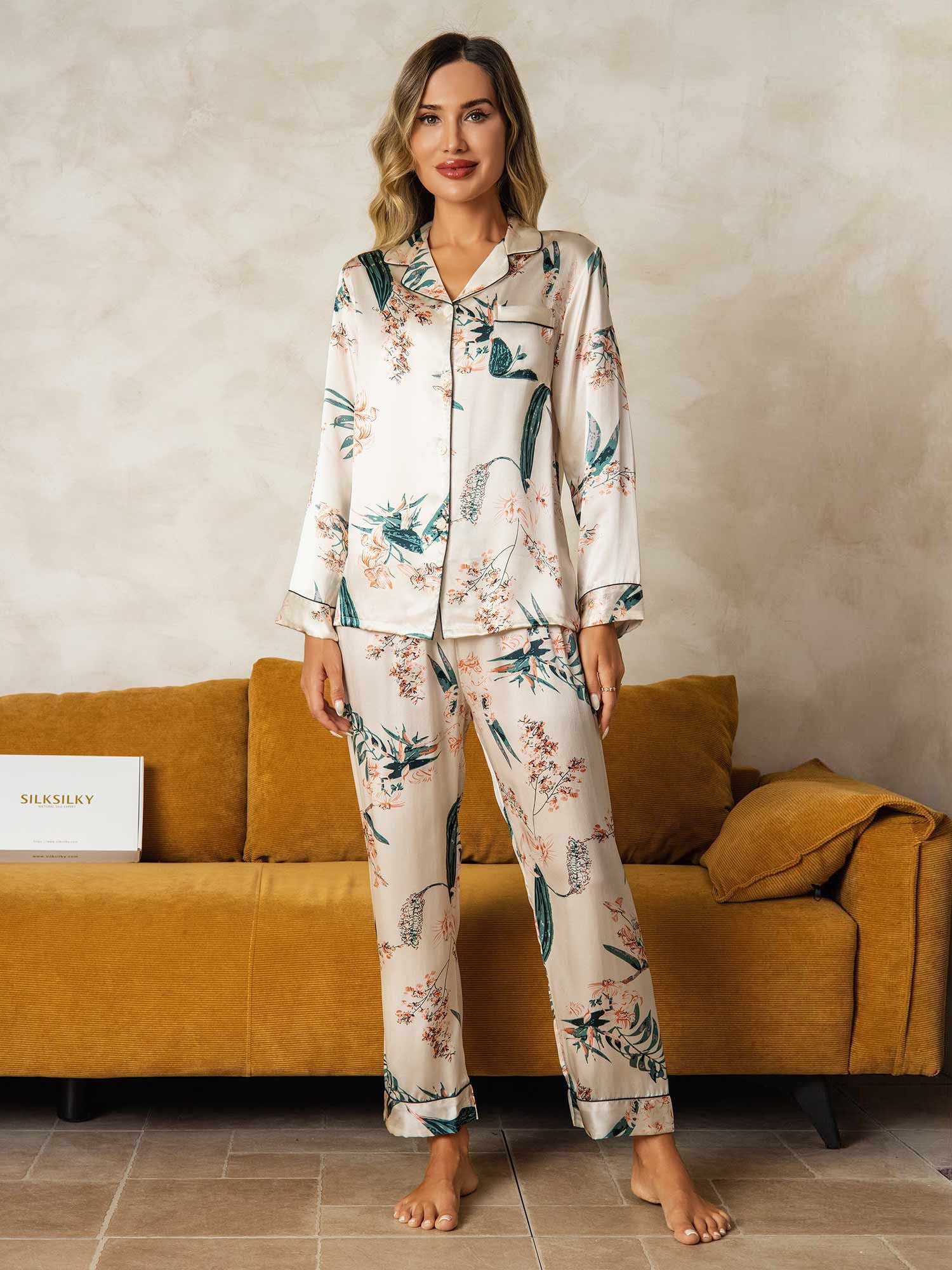 Ensemble De Pyjama Pour Femme En Pure Soie À Imprimé Botanique À Manches Longues Avec Pantalon - Image 9