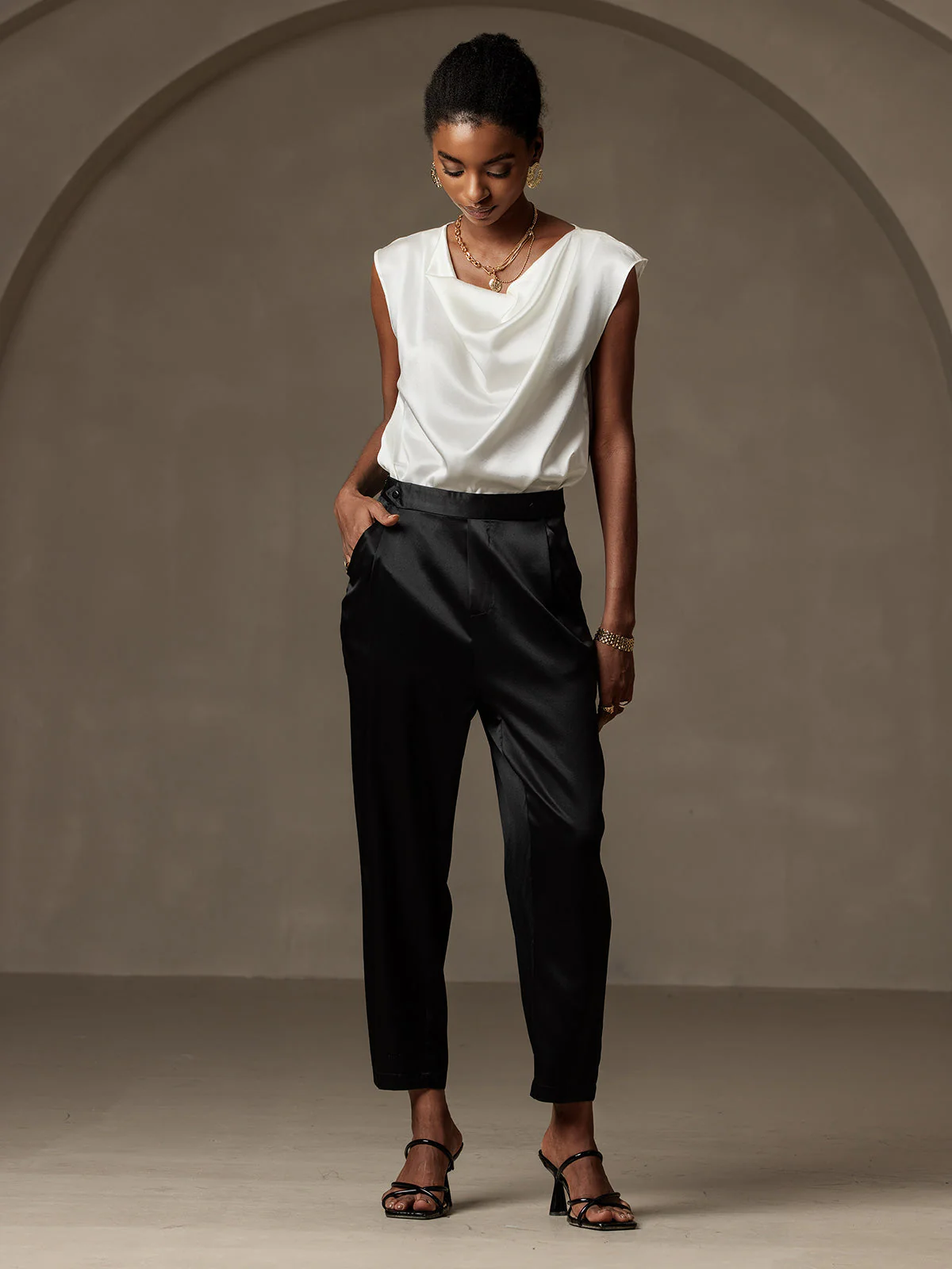 19Momme Pantalons en soie à la mode de style carotte - Image 7