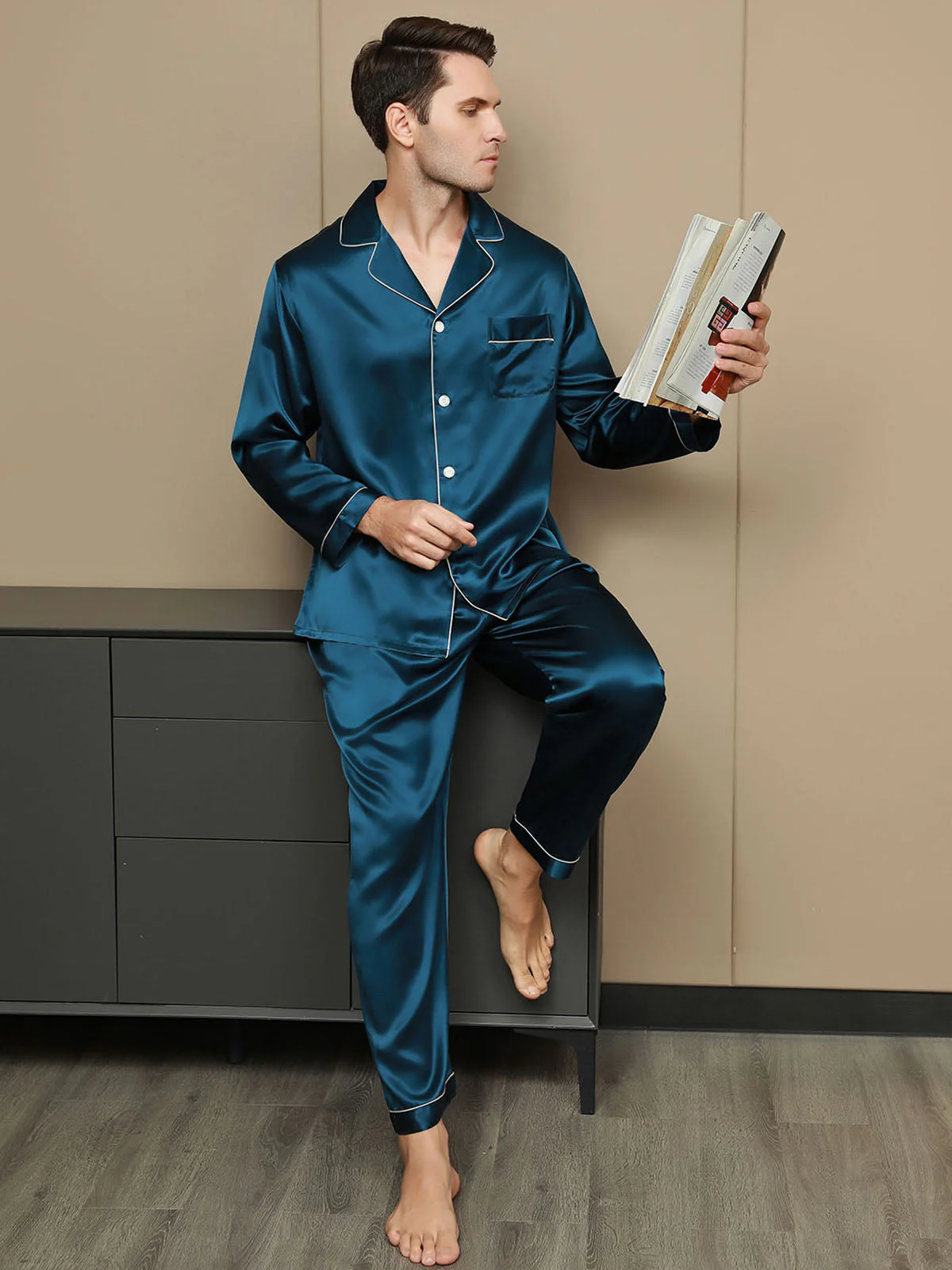 Ensemble Pyjama Pour Homme En Pure Soie À Manches Longues Avec Col À Revers Et Boutonnage - Image 34