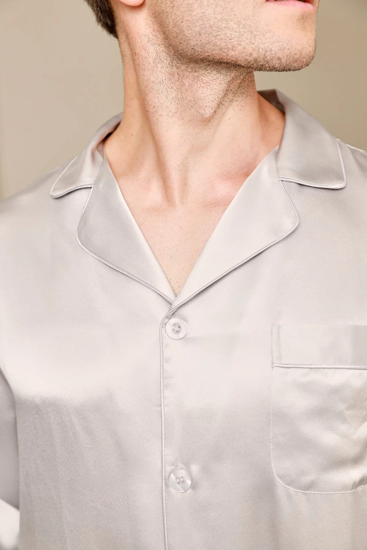 Ensemble Pyjama Pour Homme En Pure Soie À Manches Longues Avec Col À Revers Et Boutonnage - Image 46