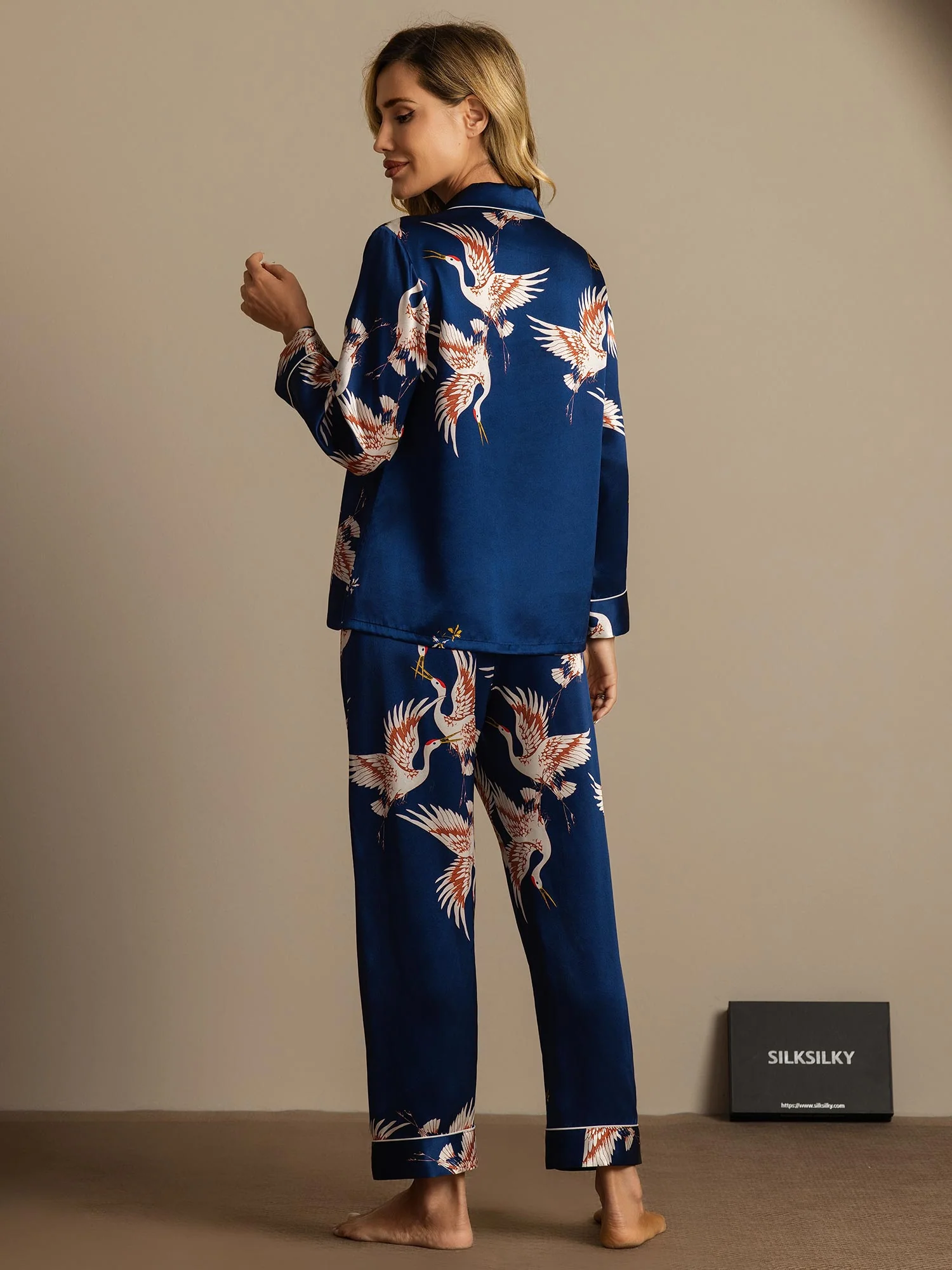 Ensemble De Pyjama En Soie Pure 19Momme Pour Femme À Revers Et À Manches Longues Avec Imprimé Grue - Image 11
