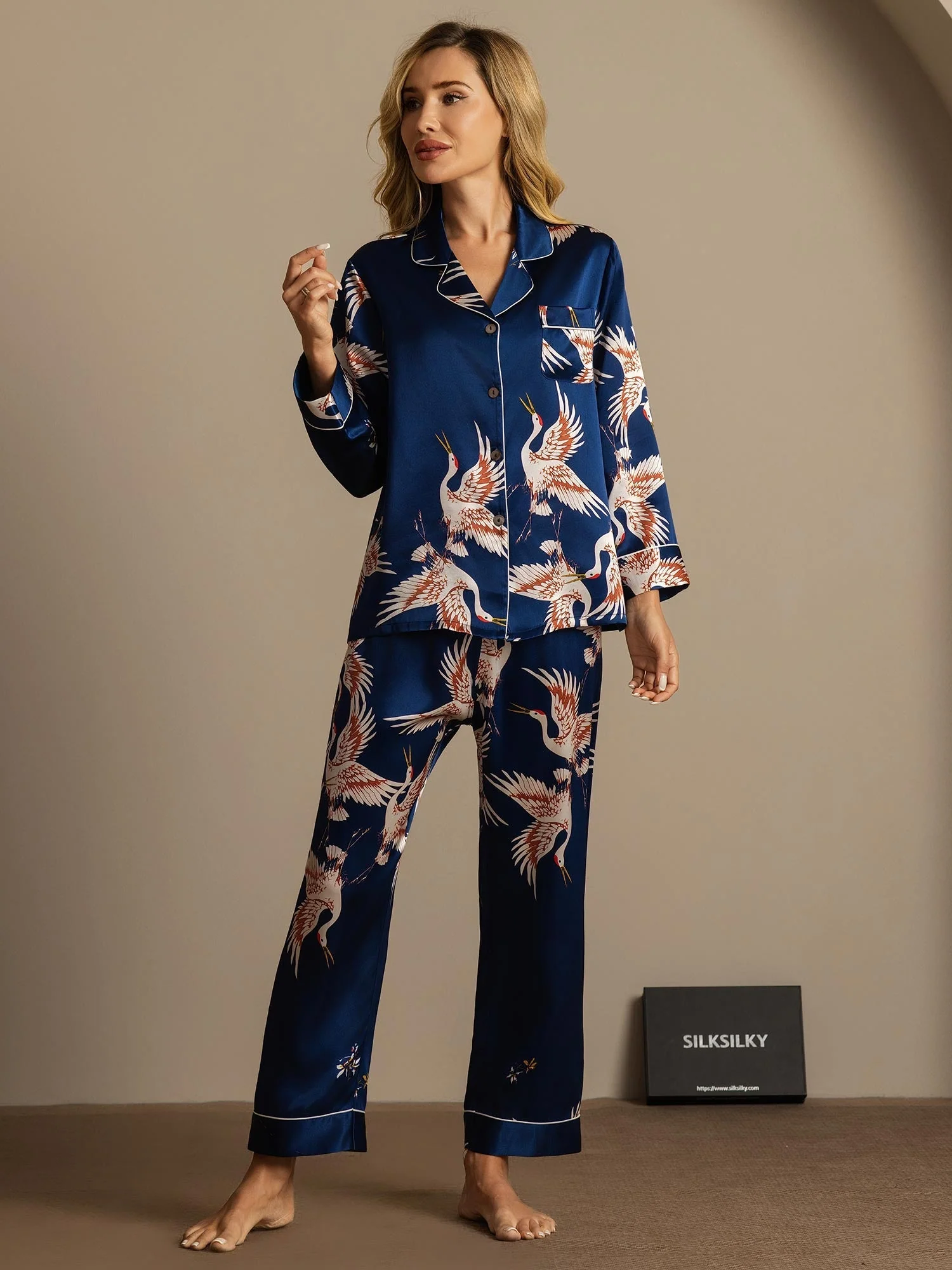 Ensemble De Pyjama En Soie Pure 19Momme Pour Femme À Revers Et À Manches Longues Avec Imprimé Grue - Image 12