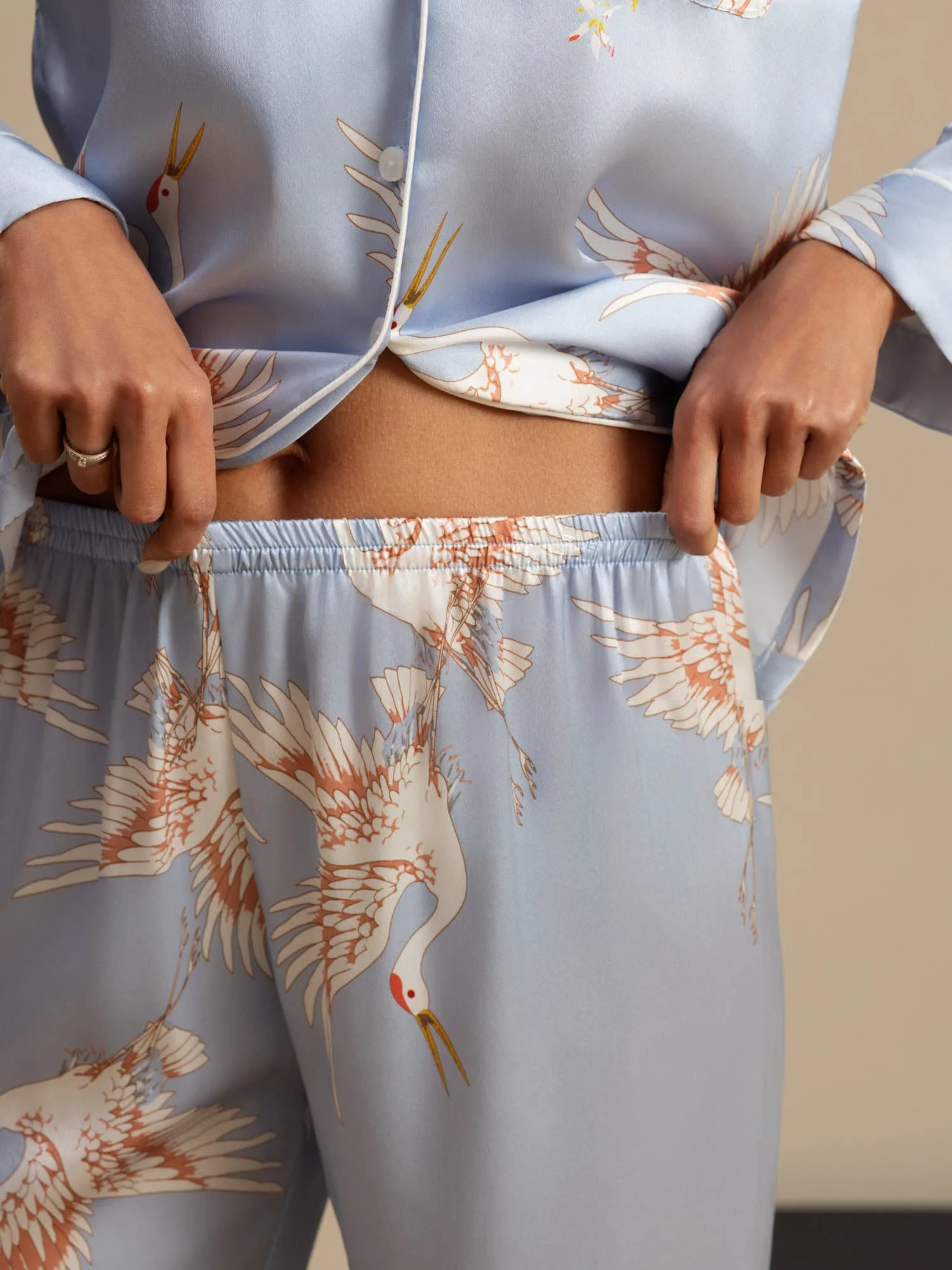 Ensemble De Pyjama En Soie Pure 19Momme Pour Femme À Revers Et À Manches Longues Avec Imprimé Grue - Image 43